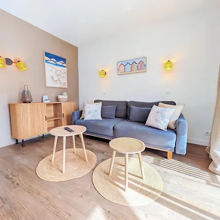 Apartamento Vue Sur La Piscine & Le Golf Avec Balcon & Parking Deauville