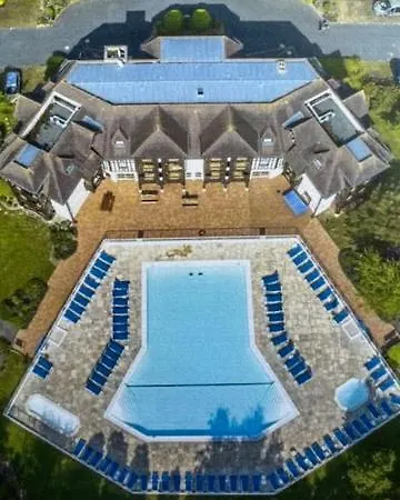 Vue Sur La Piscine & Le Golf Avec Balcon & Parking *